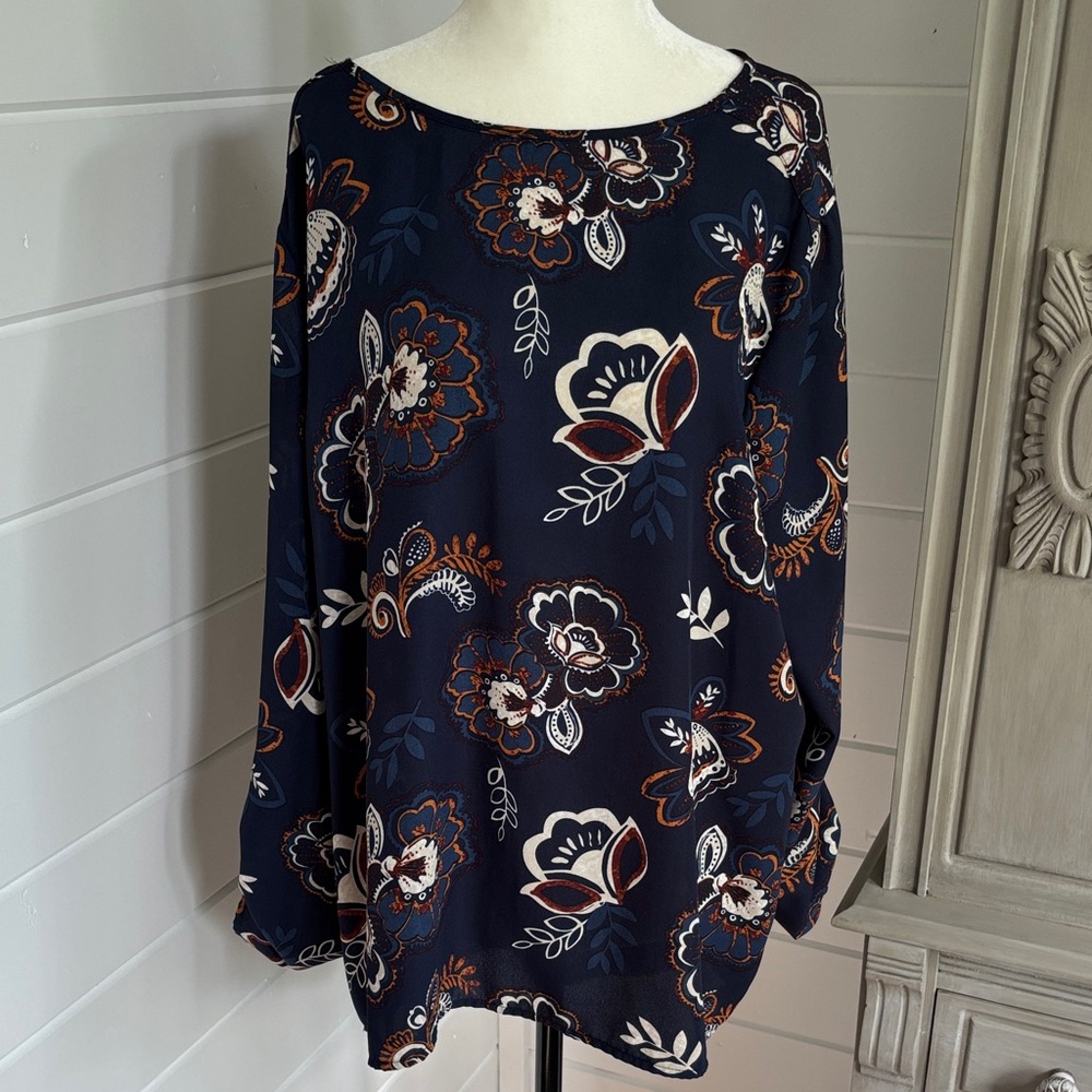 Navy Floral Women's Blouse, Size XXL